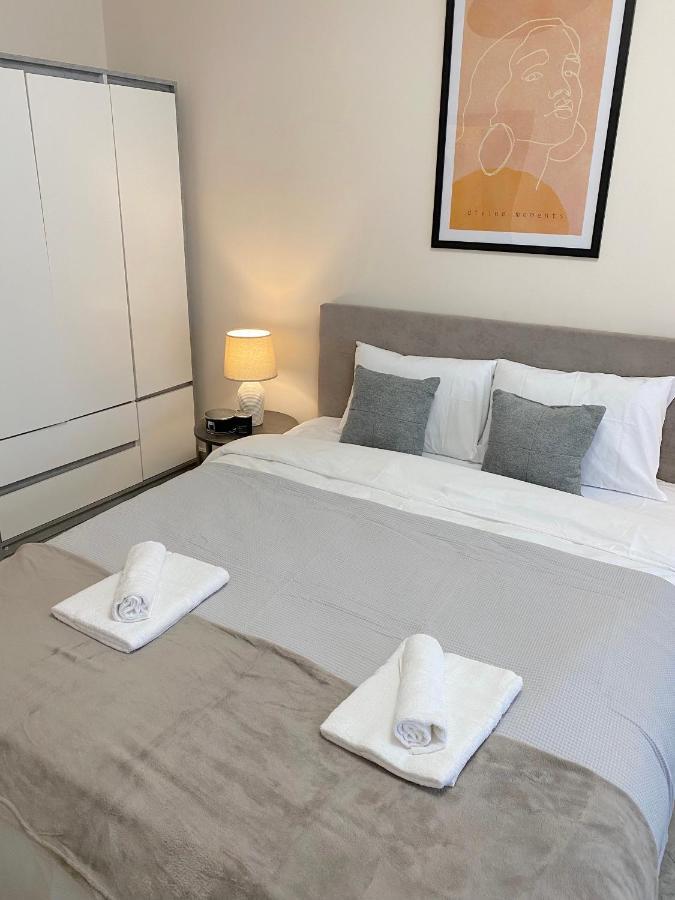 Top City Centre 1Br Apartment For 4 Guests & Fast Wifi โซเฟีย ภายนอก รูปภาพ